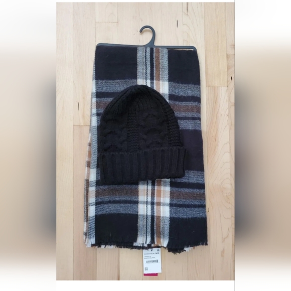 Vince Camuto Brown Plaid Scarf & Beanie Set One size Acrylic New - Picture 1 of 9